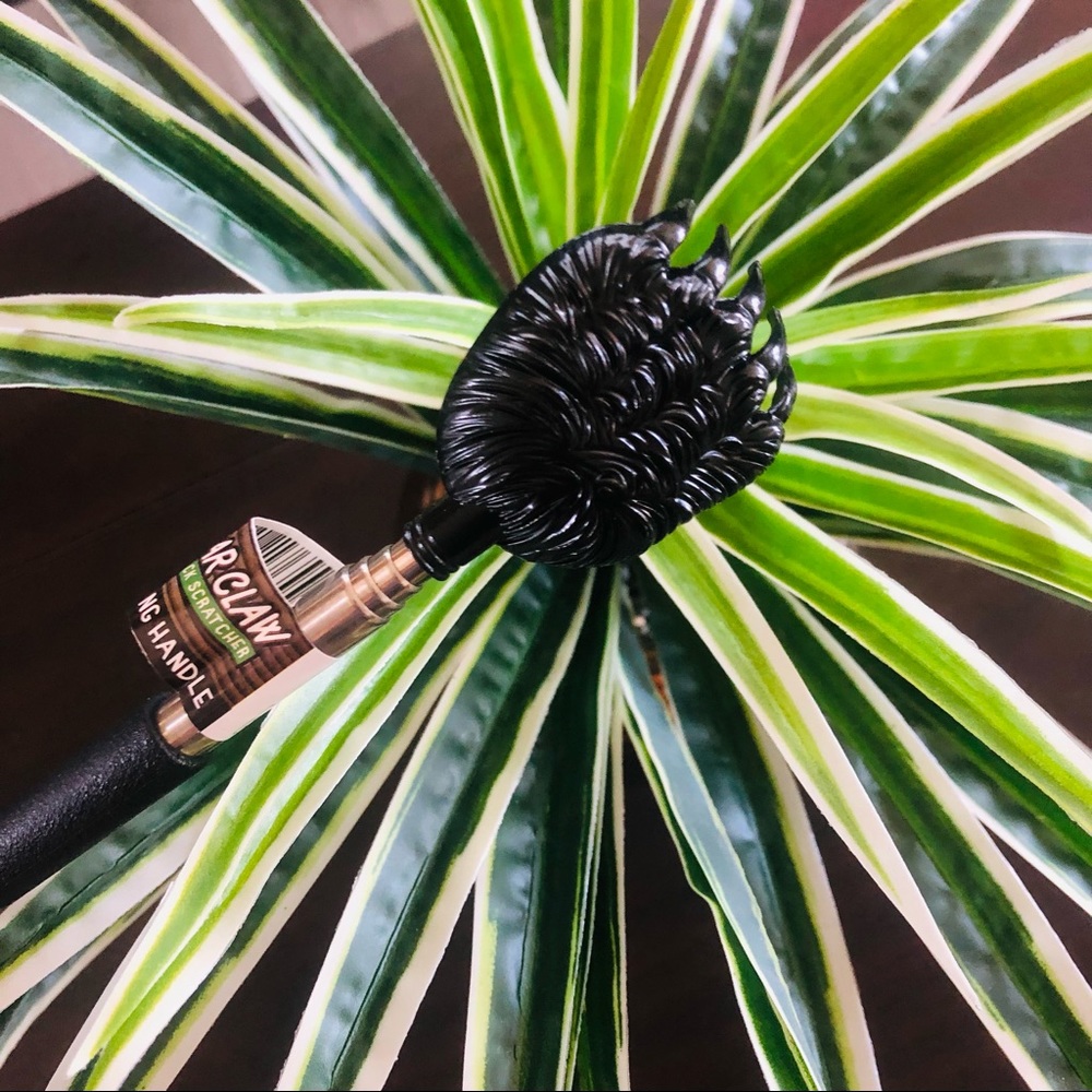 Bear Claw back scratcher